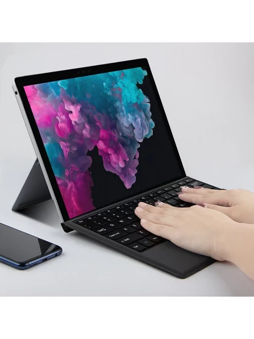 C Microsoft Surface Pro 8